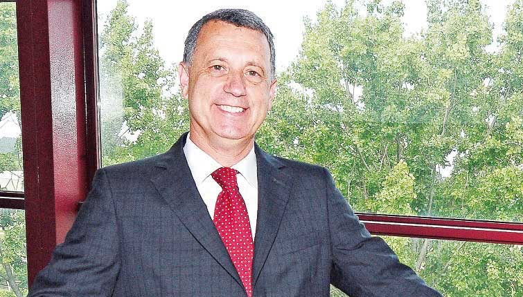Alejandro Pazos: «Les aportamos tomar contacto con investigación basada en inteligencia artificial»