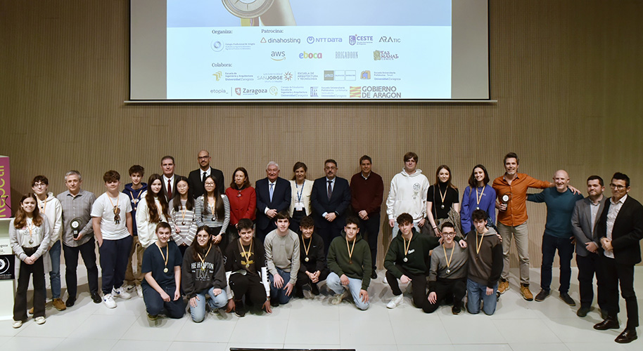 Gran nivel de los participantes en la final de la III Olimpiada Aragonesa de Informática