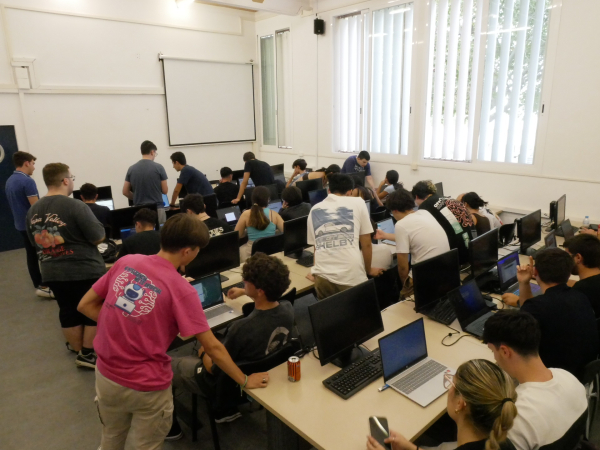 El Aula de Software Libre celebra la Install Party Linux