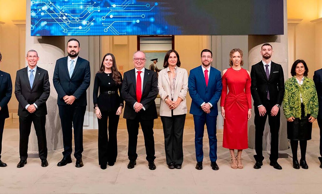 Los galardonados con los Premios de Informática celebran el poder transformador de la revolución digital y asumen la responsabilidad de afrontar sus riesgos