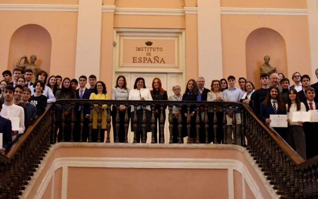 Acto de entrega de diplomas de los premios acreditativos de las olimpiadas nacionales de 2024