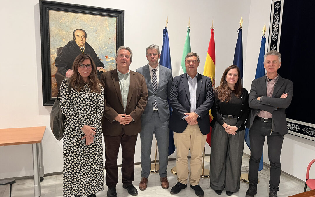 La UMA y la empresa Plexus firman un acuerdo para crear una Cátedra de Ciberdefensa