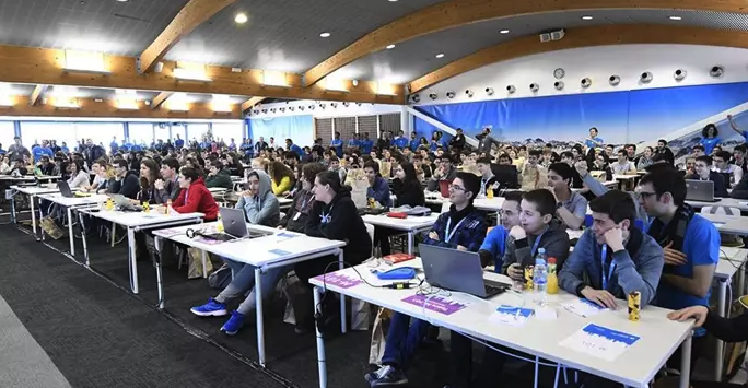 La competición de programación HP Codewars celebra su 10ª edición en Valencia