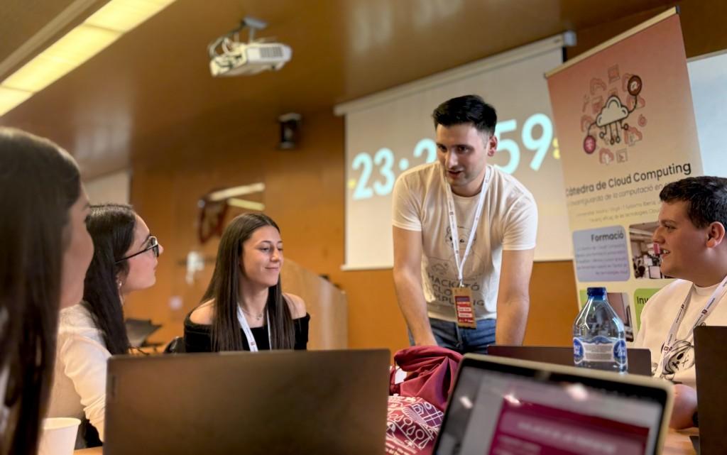 Hackató Cloud Computing en la la Universitat Rovira i Virgili