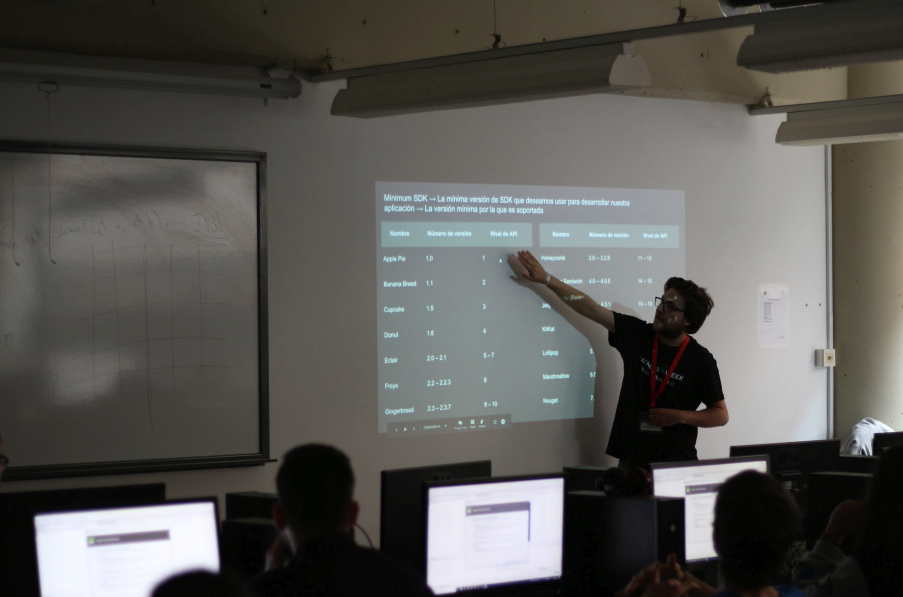 Semana Cultural, Hackers Week, en la ETS de Ingeniería Informática de la Universidad de Málaga