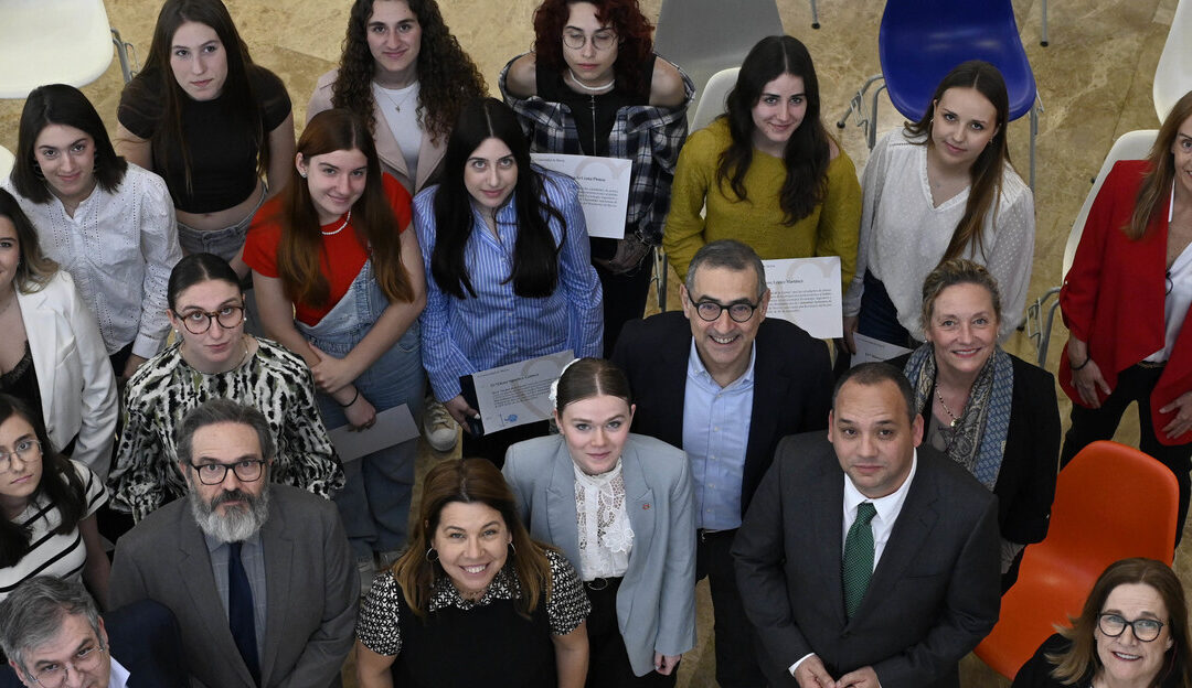 La Universidad de Murcia entrega las becas ‘Piedad de la Cierva’ a 23 alumnas de carreras STEM