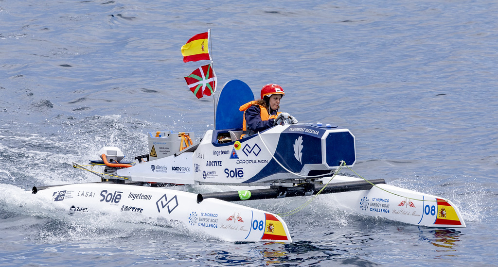 El equipo multidisciplinar de aprendizaje basado en proyectos participa en InnoBoat Bizkaia
