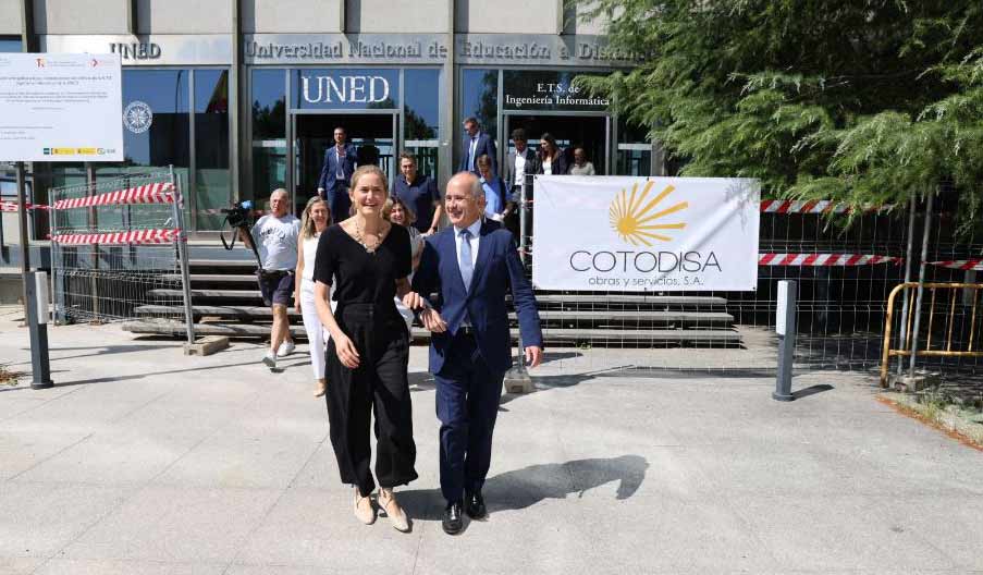 La ministra Sara Aagesen visita las obras de rehabilitación energética de la ETSI Informática de la UNED