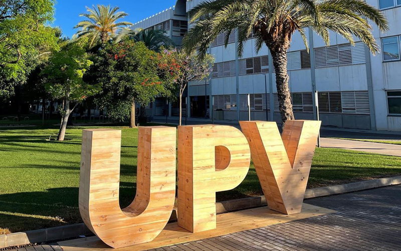 Un estudio de la UPV y el King’s College de Londres advierte de los riesgos de los chatbots creados con IA generativa para revelar datos personales