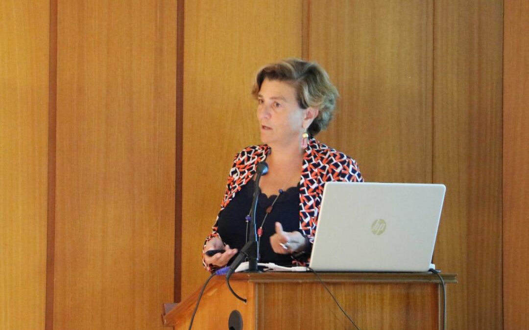 “Tenemos que afrontar los desafíos éticos a los que nos enfrentamos en el uso de la IA y hacerlo manera positiva para la sociedad”, María Teresa Martín Valdivia, catedrática de Informática