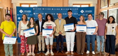 Premio 3Digits a los estudiantes de Ingeniería Informática de la UIB con mejor expediente académico