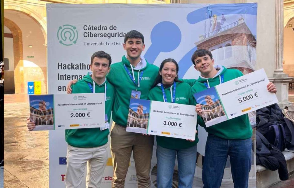 Cuatro estudiantes de Málaga brillan en el primer Hackathon Internacional de Ciberseguridad