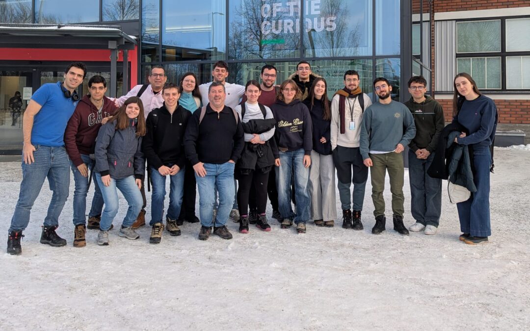 Profesorado y estudiantado del Campus de Alcoy participan en un proyecto Erasmus+ sobre IA, economía circular y sostenibilidad en Finlandia