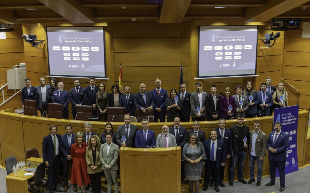 Entrega de los premios nacionales de ingeniería informática en el Senado
