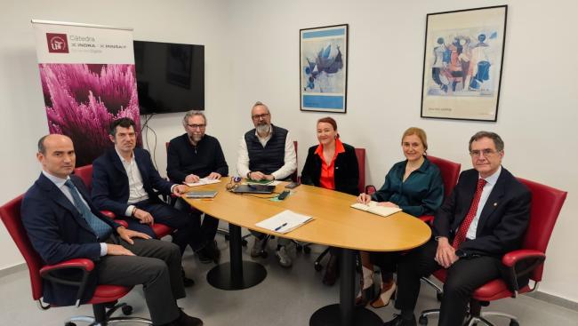 La US e Indra Group refuerzan su alianza estratégica renovando la Cátedra Indra Sociedad Digital