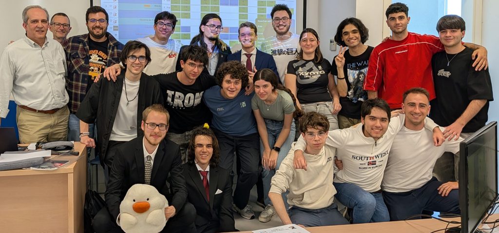 La ESI de Cádiz acoge el III Regional Andaluz de Ada Byron con éxito de participación de la UCA